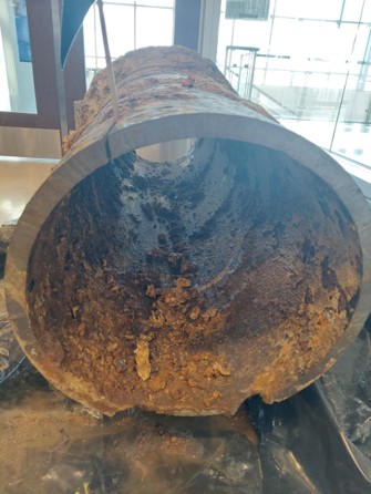 Metal pipe with corrosion