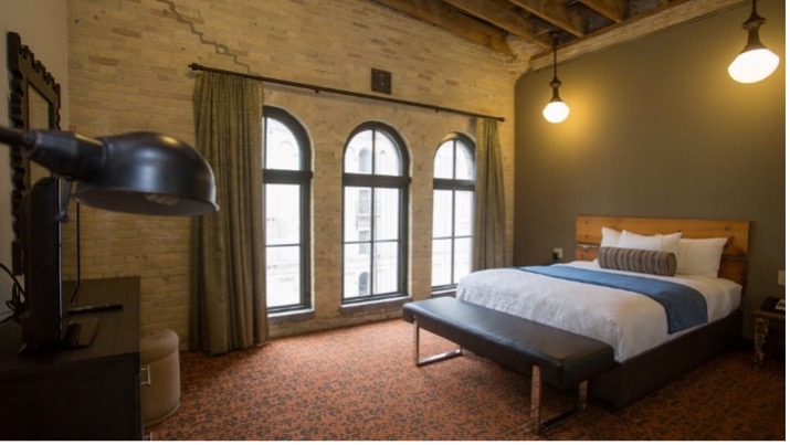 Brewhouse Inn & Suites