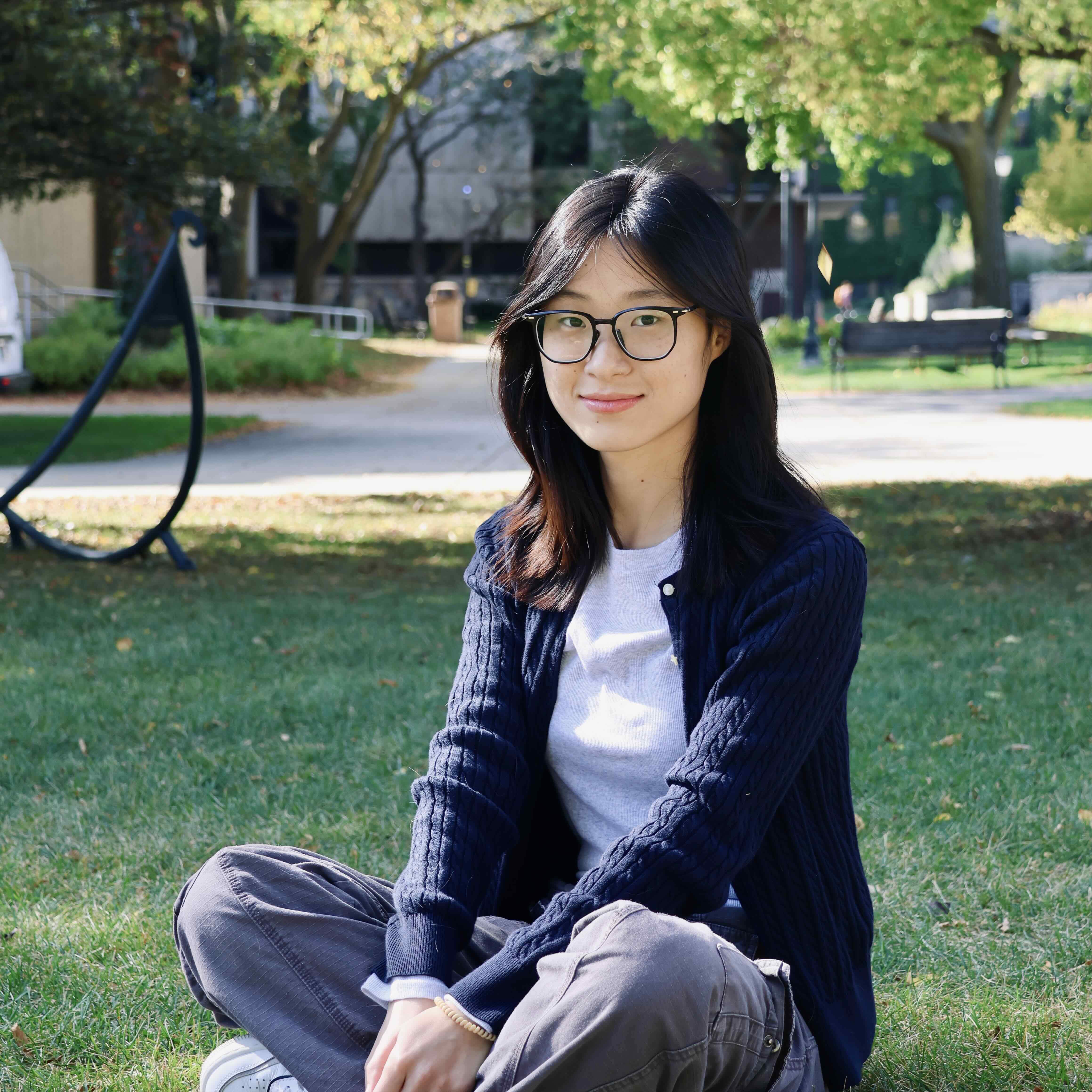 Xiaohui Shi, graduate assistant