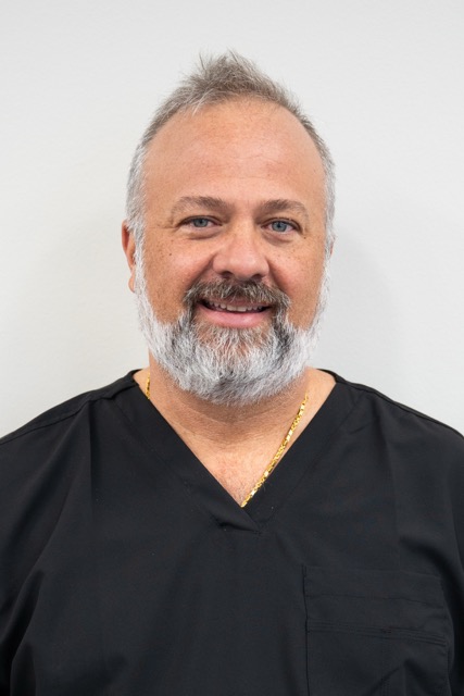 Dr.   Cruthers