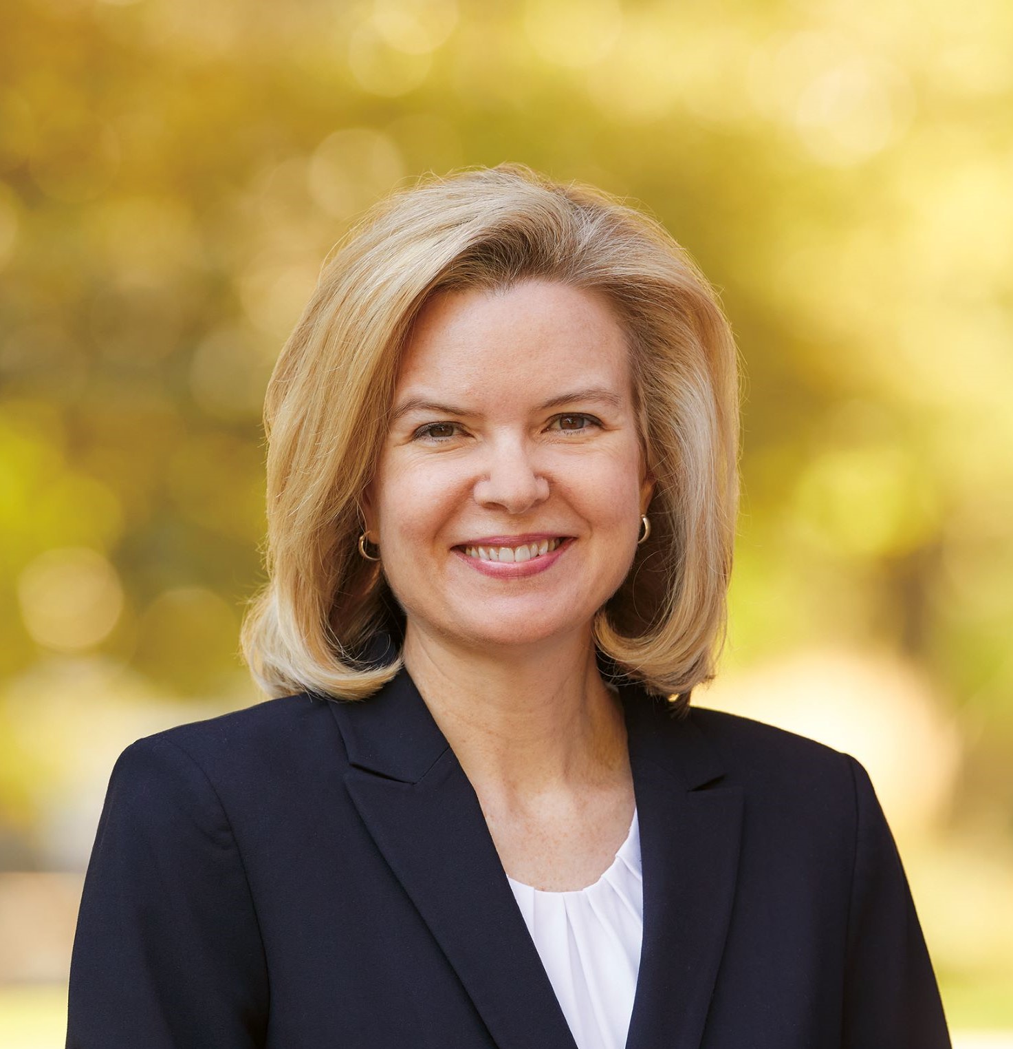 Dr.  Heidi  Bostic 
