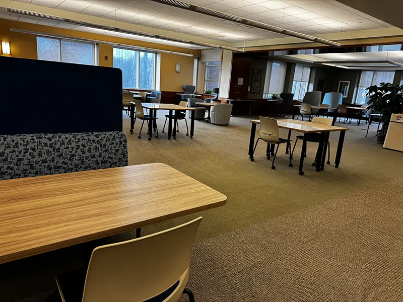 Study place in Raynor