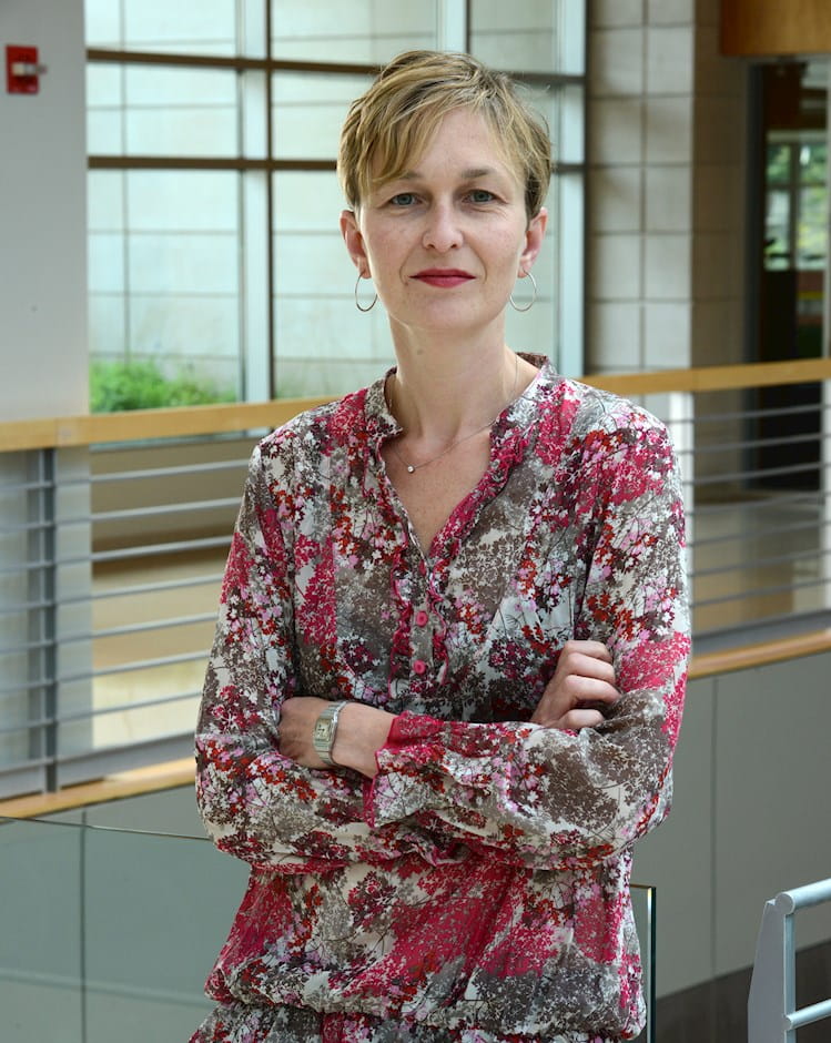 Dr. Marianne Bertrand
