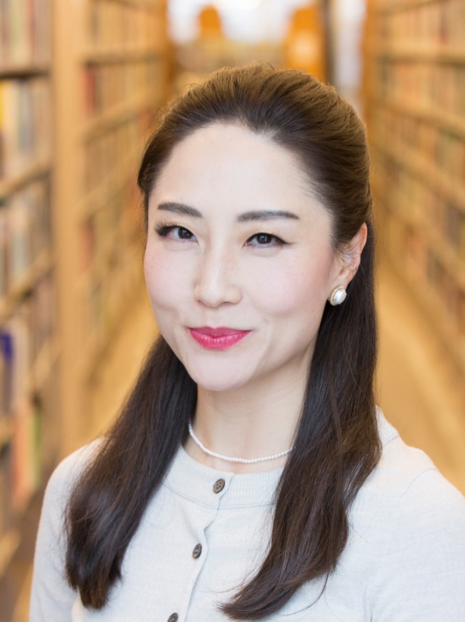 headshot of Yi Sherry Zhang, PhD
